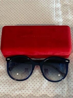 NIB Carolina Herrera Women’s Sunglasses Blue Purple Gradient w/Case